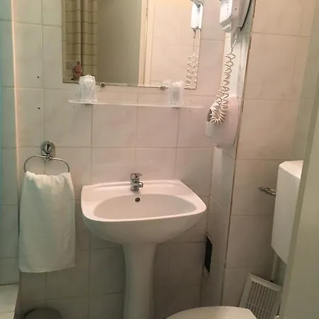 Relax Szálloda *
